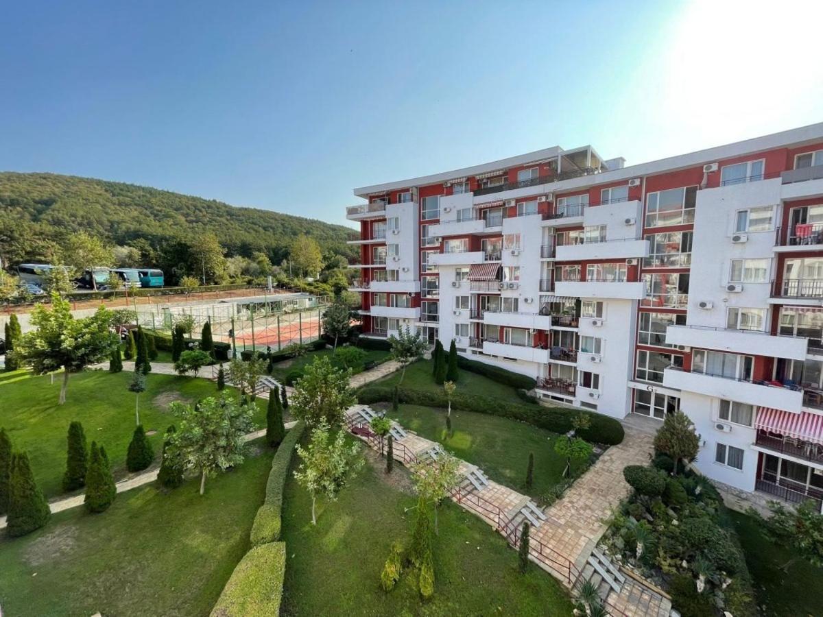 Panorama Marina Fort Beach - Premium Apartments Sea Viev 스베티 블라스 객실 사진