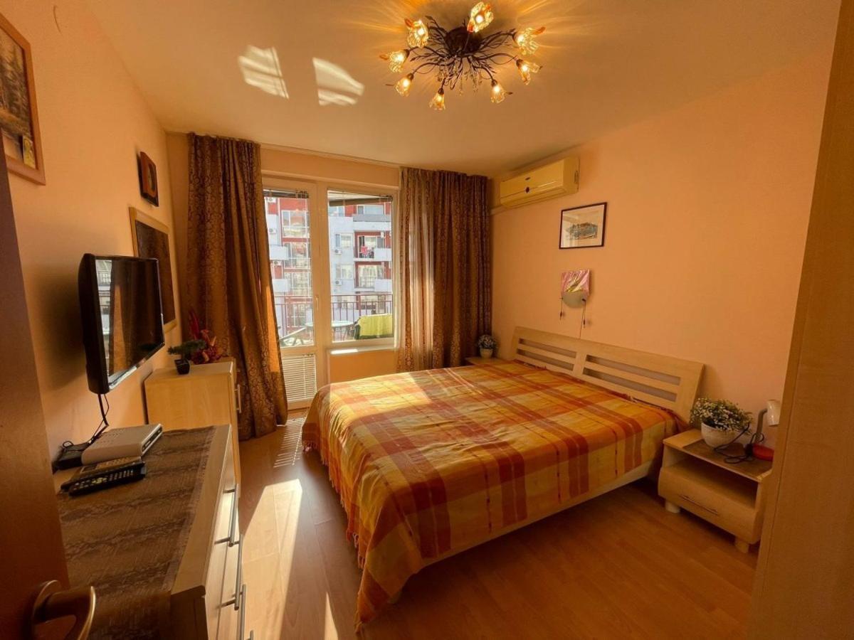 Panorama Marina Fort Beach - Premium Apartments Sea Viev 스베티 블라스 객실 사진